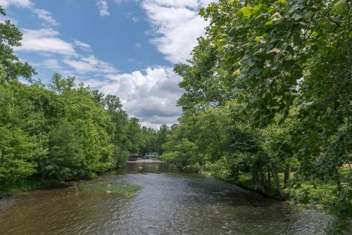 Southern Comfort - image 9