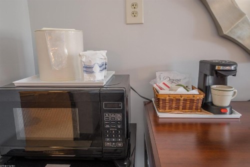 Townsend River Breeze Inn - image 34