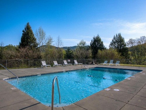 Townsend River Breeze Inn - image 5