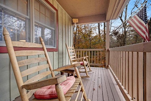 Chimney Tops - image 6