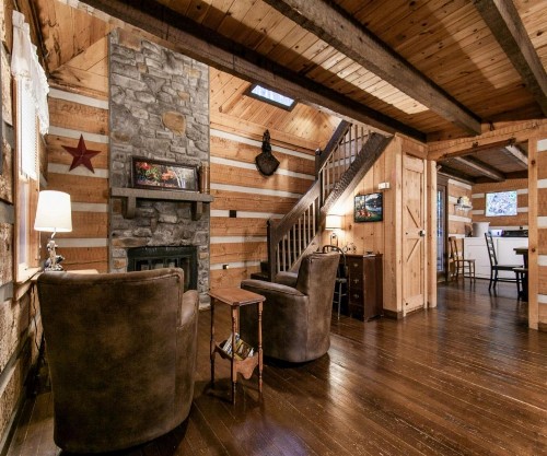 Our Blue Heaven - Secluded with a wood fireplace - image 10