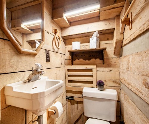 Our Blue Heaven - Secluded with a wood fireplace - image 11