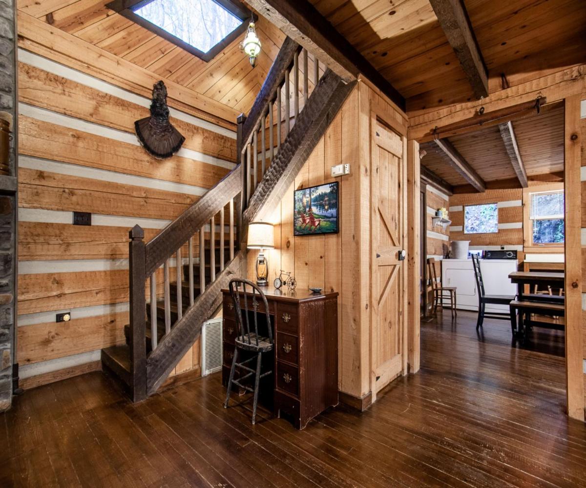 Our Blue Heaven - Secluded with a wood fireplace - image 7