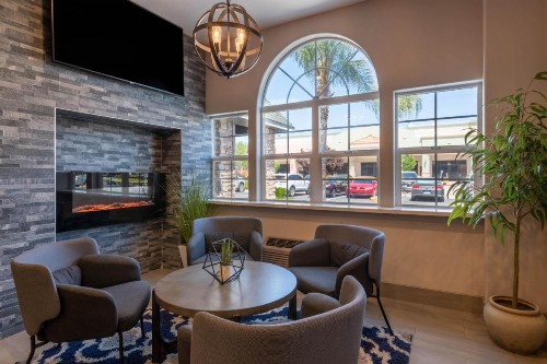 Microtel Inn & Suites by Wyndham Tracy - image 11