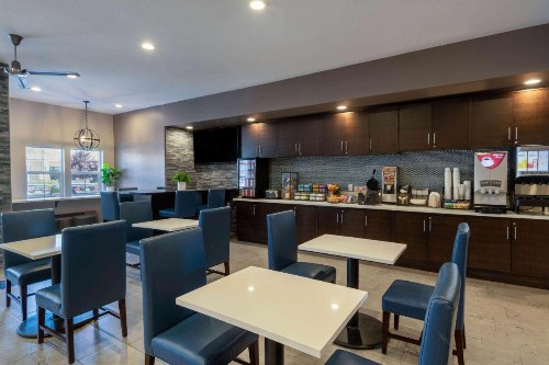 Microtel Inn & Suites by Wyndham Tracy - image 15