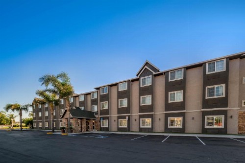 Microtel Inn & Suites by Wyndham Tracy - image 19