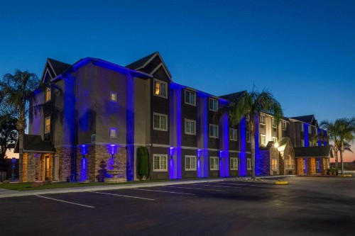 Microtel Inn & Suites by Wyndham Tracy - image 3