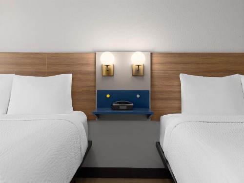 Microtel Inn & Suites by Wyndham Tracy - image 30