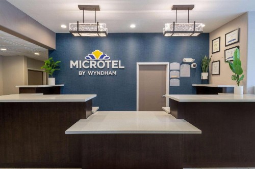 Microtel Inn & Suites by Wyndham Tracy - image 44