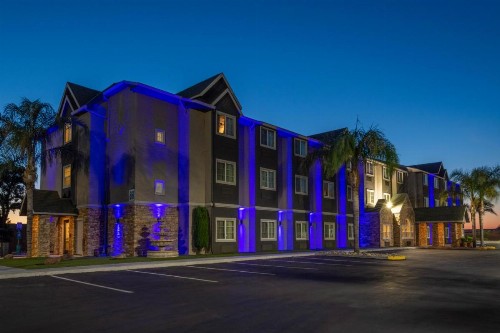 Microtel Inn & Suites by Wyndham Tracy - image 50