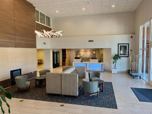 Holiday Inn Express & Suites Tracy an IHG Hotel - image 24