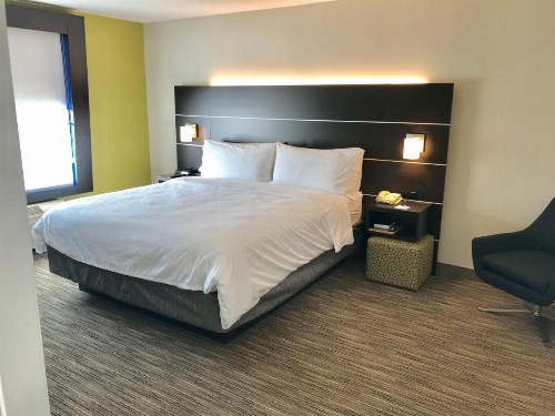 Holiday Inn Express & Suites Tracy an IHG Hotel - image 3