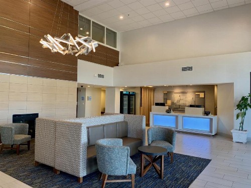 Holiday Inn Express & Suites Tracy an IHG Hotel - image 41