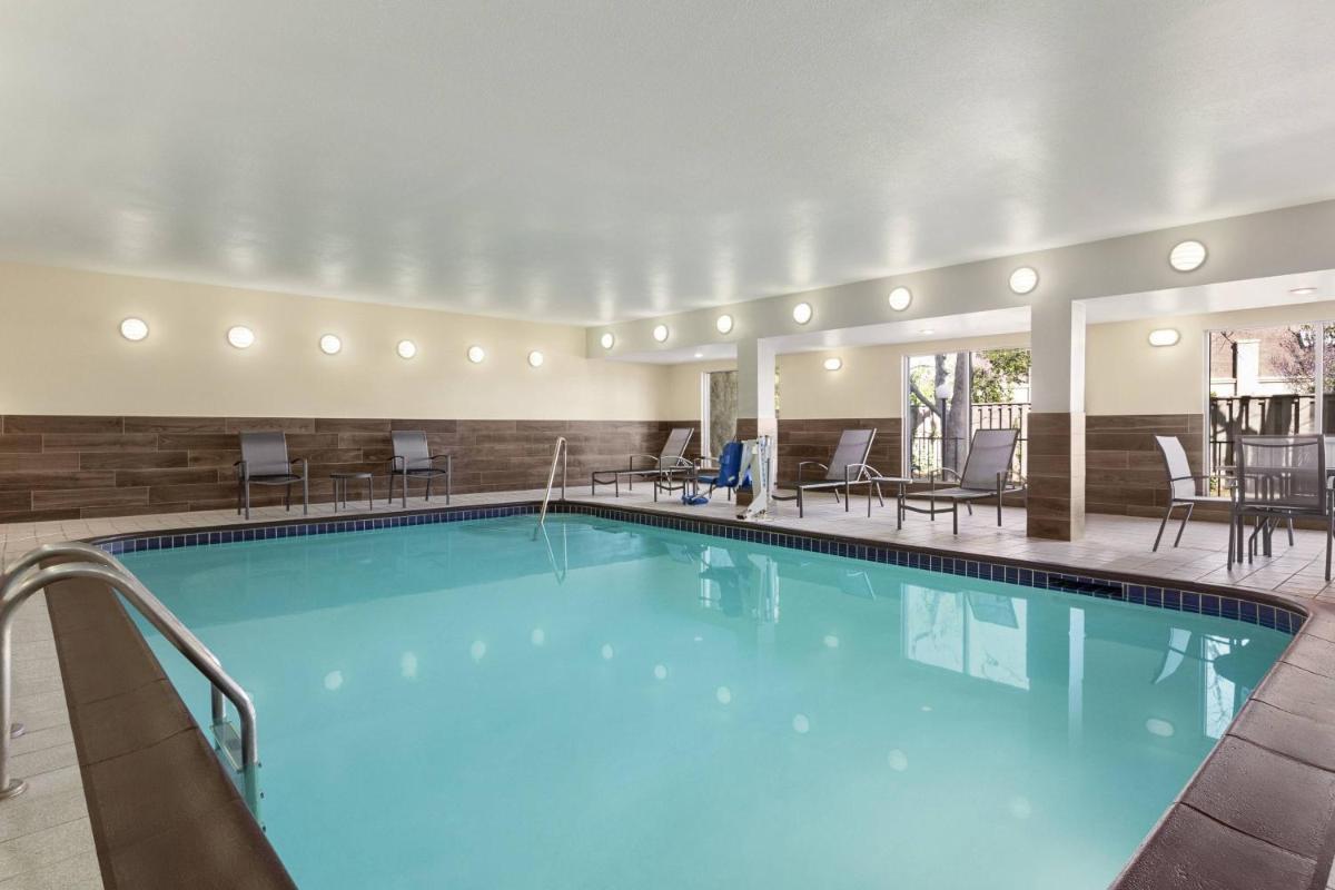 Fairfield Inn by Marriott Tracy - main image