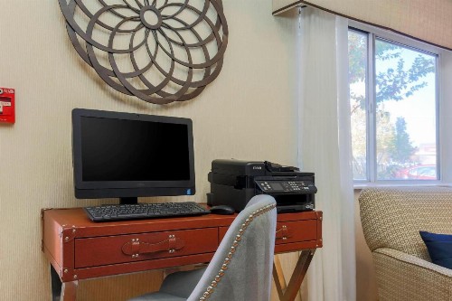 Fairfield Inn by Marriott Tracy - image 22