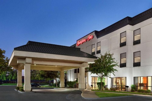 Hampton Inn Tracy - image 3