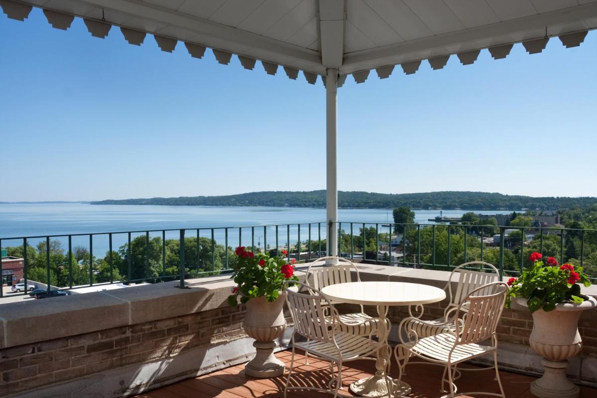 Park Place Hotel & Conference Center - image 2