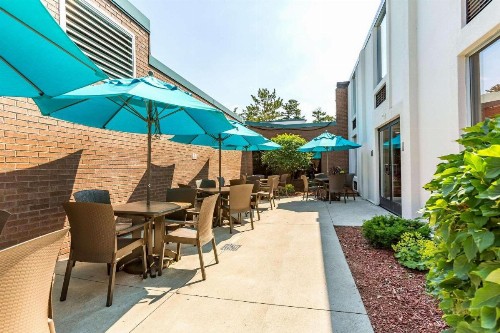 Country Inn & Suites by Radisson Traverse City MI - image 22
