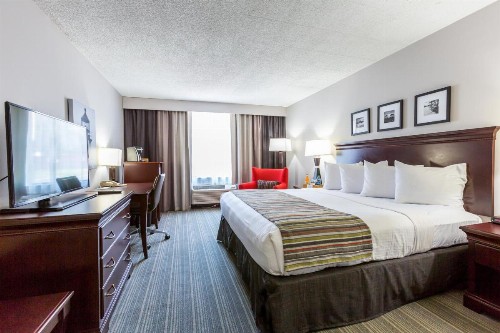 Country Inn & Suites by Radisson Traverse City MI - image 30