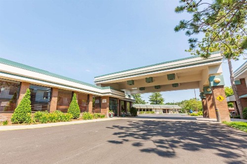 Country Inn & Suites by Radisson Traverse City MI - image 35