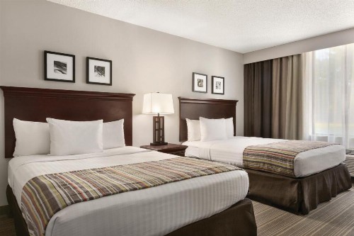 Country Inn & Suites by Radisson Traverse City MI - image 44