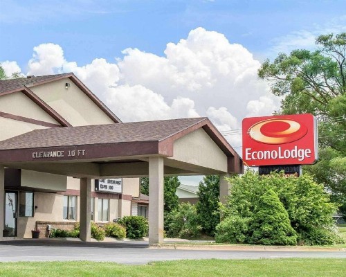 Econo Lodge Traverse City Mi