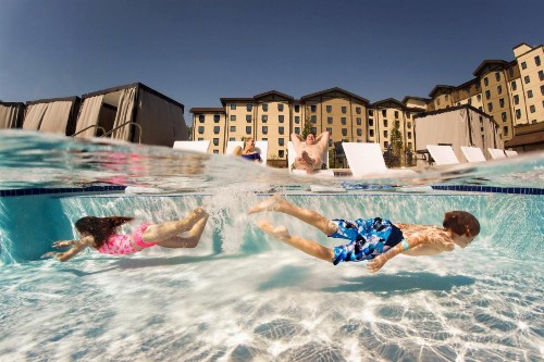 Great Wolf Lodge Traverse City - image 8