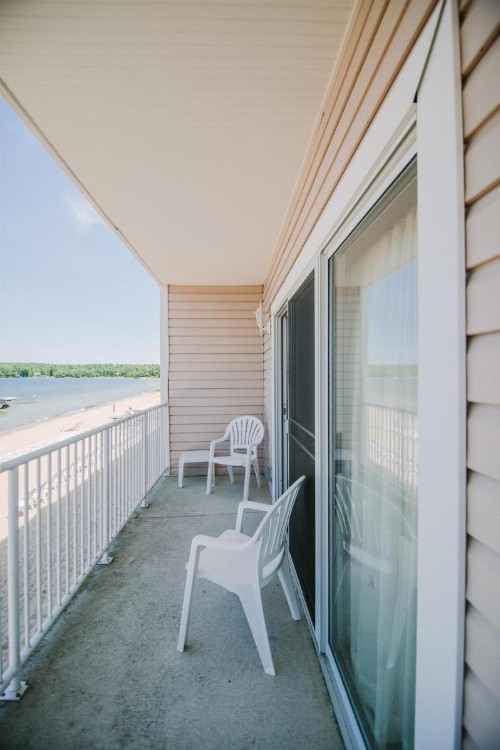 Bayshore Resort - image 29
