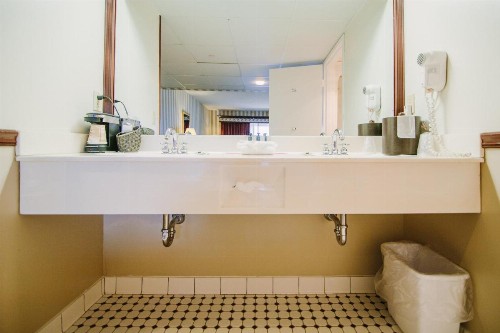 Bayshore Resort - image 37