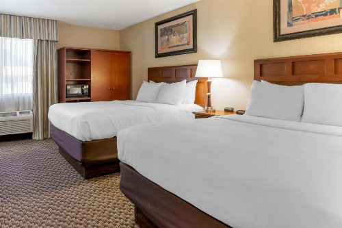 Comfort Inn Traverse City - image 11