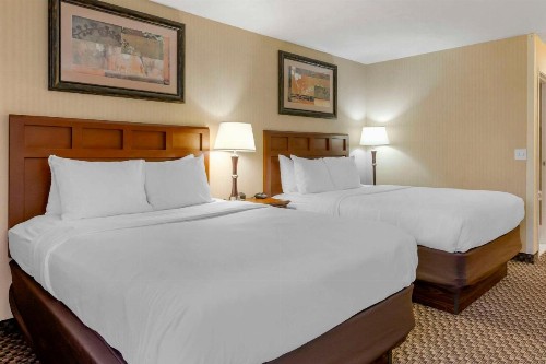 Comfort Inn Traverse City - image 12