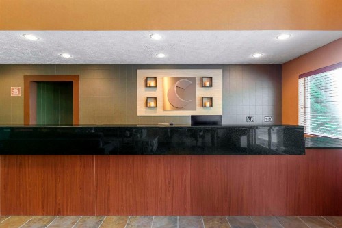Comfort Inn Traverse City - image 4