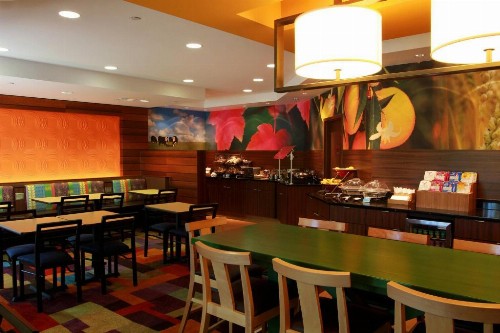 Fairfield Inn & Suites Traverse City - image 2