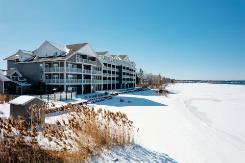 Cherry Tree Inn and Suites - image 10