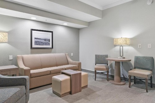 Cherry Tree Inn and Suites - image 26