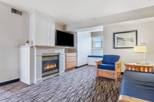 Cherry Tree Inn and Suites - image 33