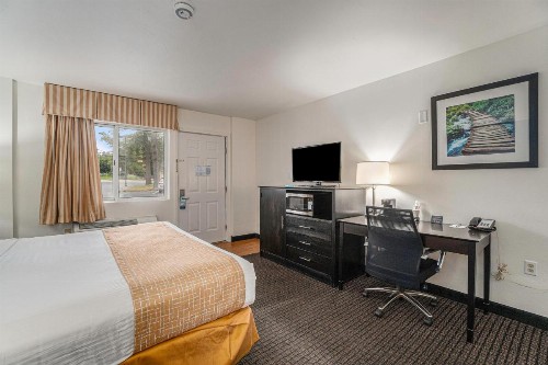 Travelodge by Wyndham Traverse City MI - image 29