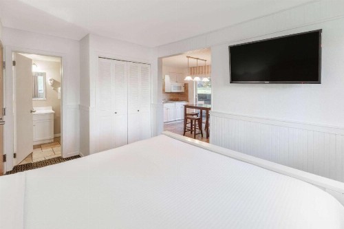 Travelodge by Wyndham Traverse City MI - image 3