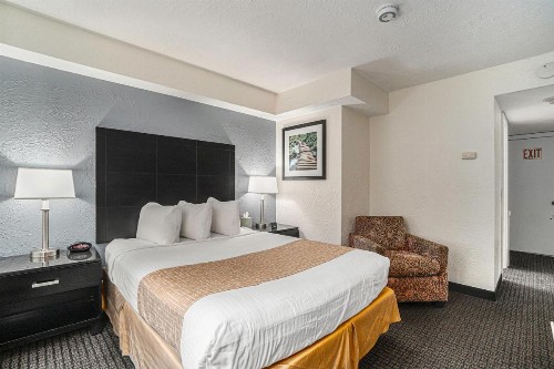 Travelodge by Wyndham Traverse City MI - image 48