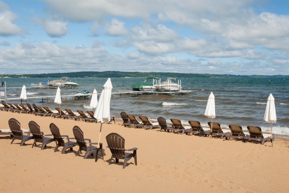 Grand Beach Resort Hotel - image 5