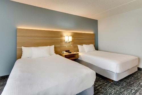 Parkshore Resort - image 14
