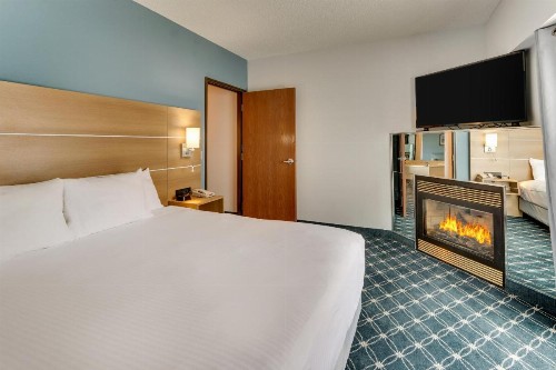 Parkshore Resort - image 21
