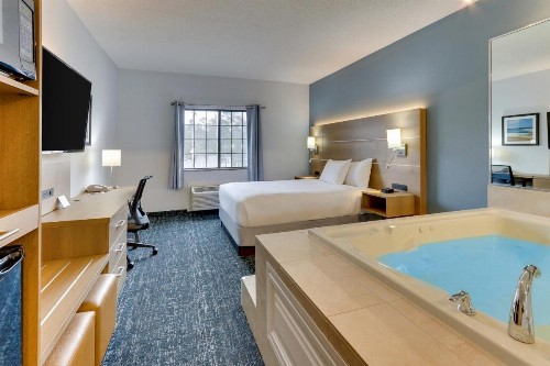 Parkshore Resort - image 48