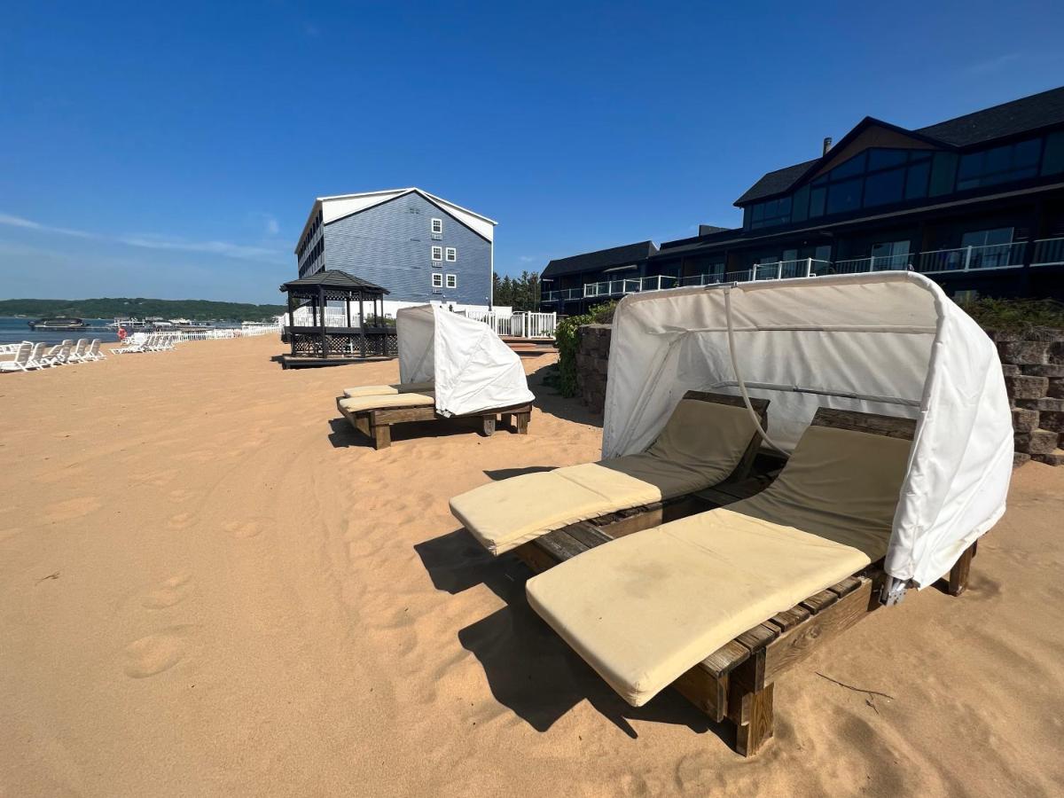 The Beach Haus - Traverse City - image 4