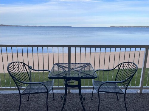 Pinestead Reef Resort - image 26