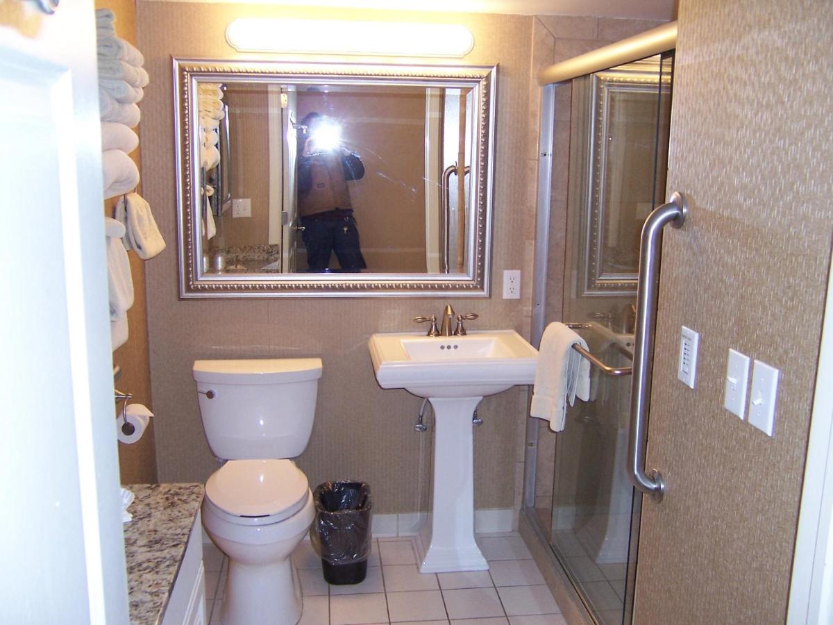Pinestead Reef Resort - image 6