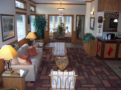 Pinestead Reef Resort - image 7