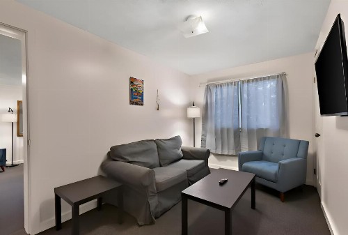 Traverse Bay Inn - image 35