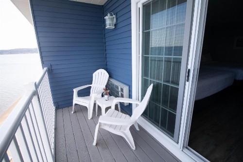 The Baywatch Resort - image 3