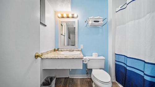 Grand Traverse Motel - image 16